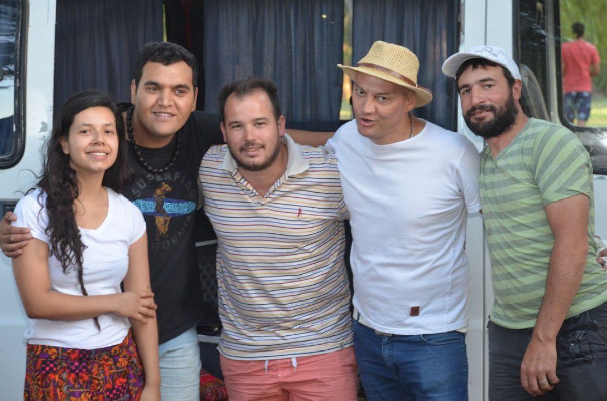 Ayer, cientos de personas,  disfrutaron del balneario