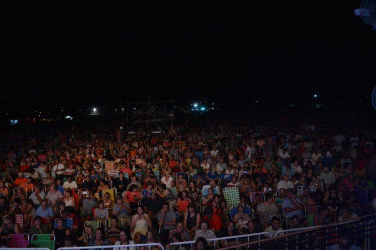 Los Nocheros brillaron en la fiesta de la Vendimia