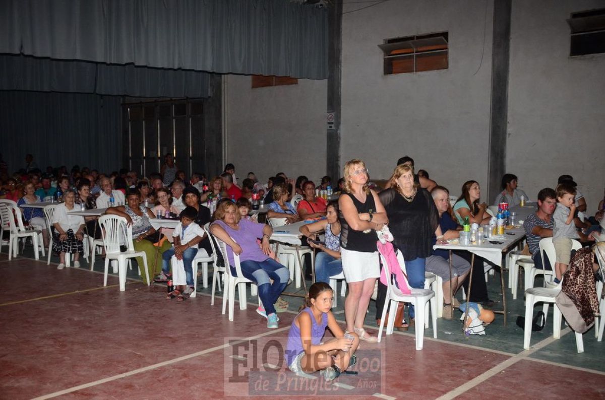 Toda la excelencia en el evento Pringles canta y danza