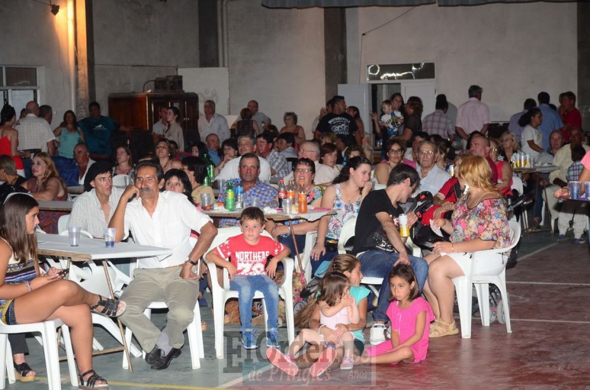 Toda la excelencia en el evento Pringles canta y danza