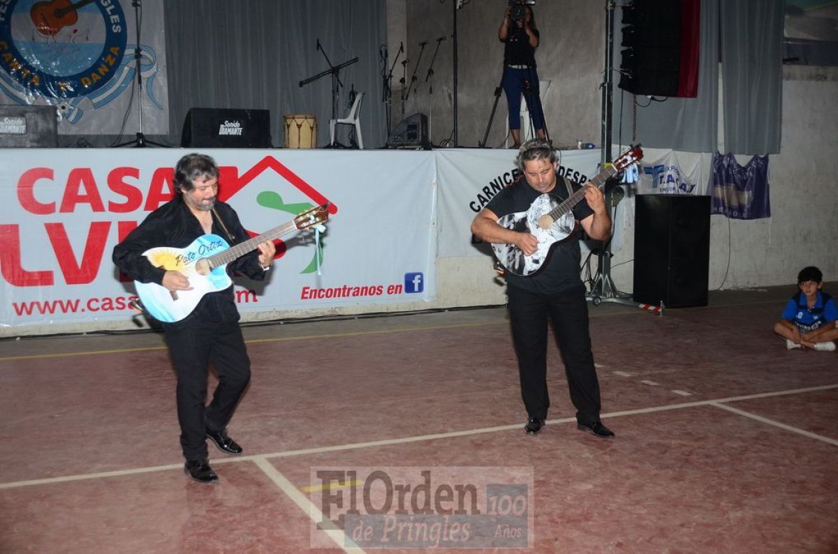 Toda la excelencia en el evento Pringles canta y danza