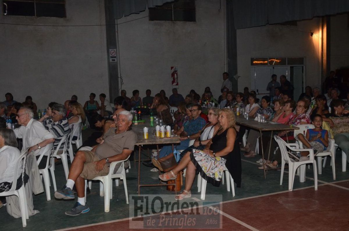 Toda la excelencia en el evento Pringles canta y danza