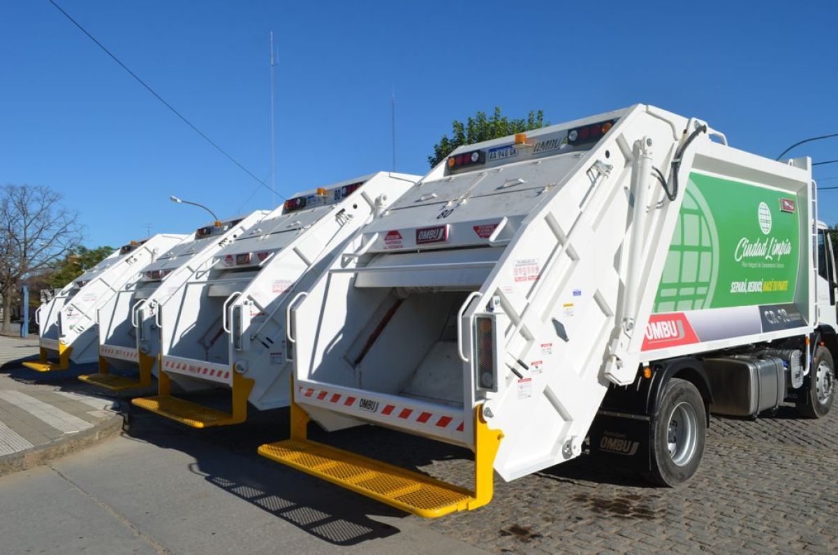 Se presentaron las 4 modernas unidades destinadas a la recolección de residuos