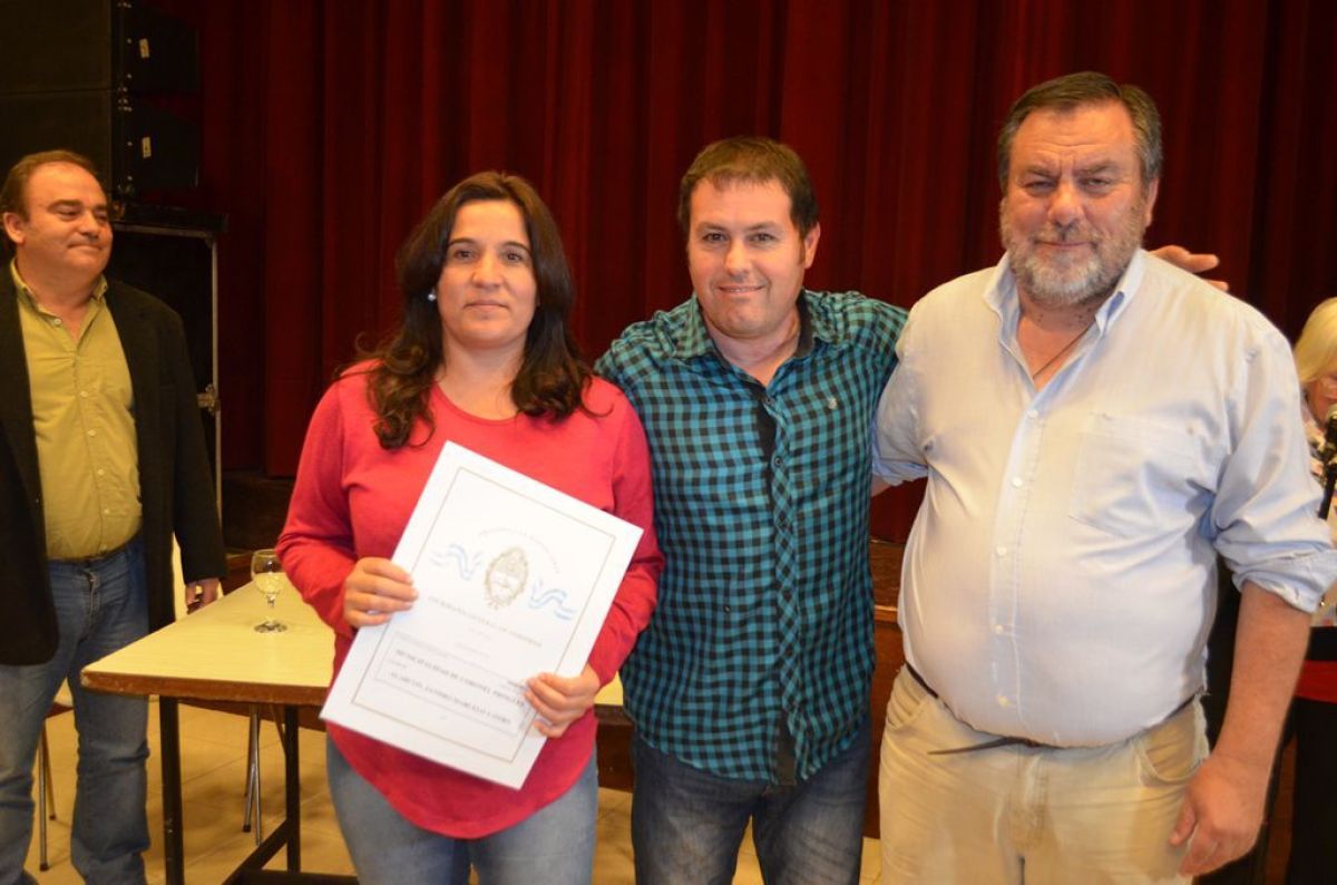 La Provincia entregó escrituras de viviendas a vecinos pringlenses