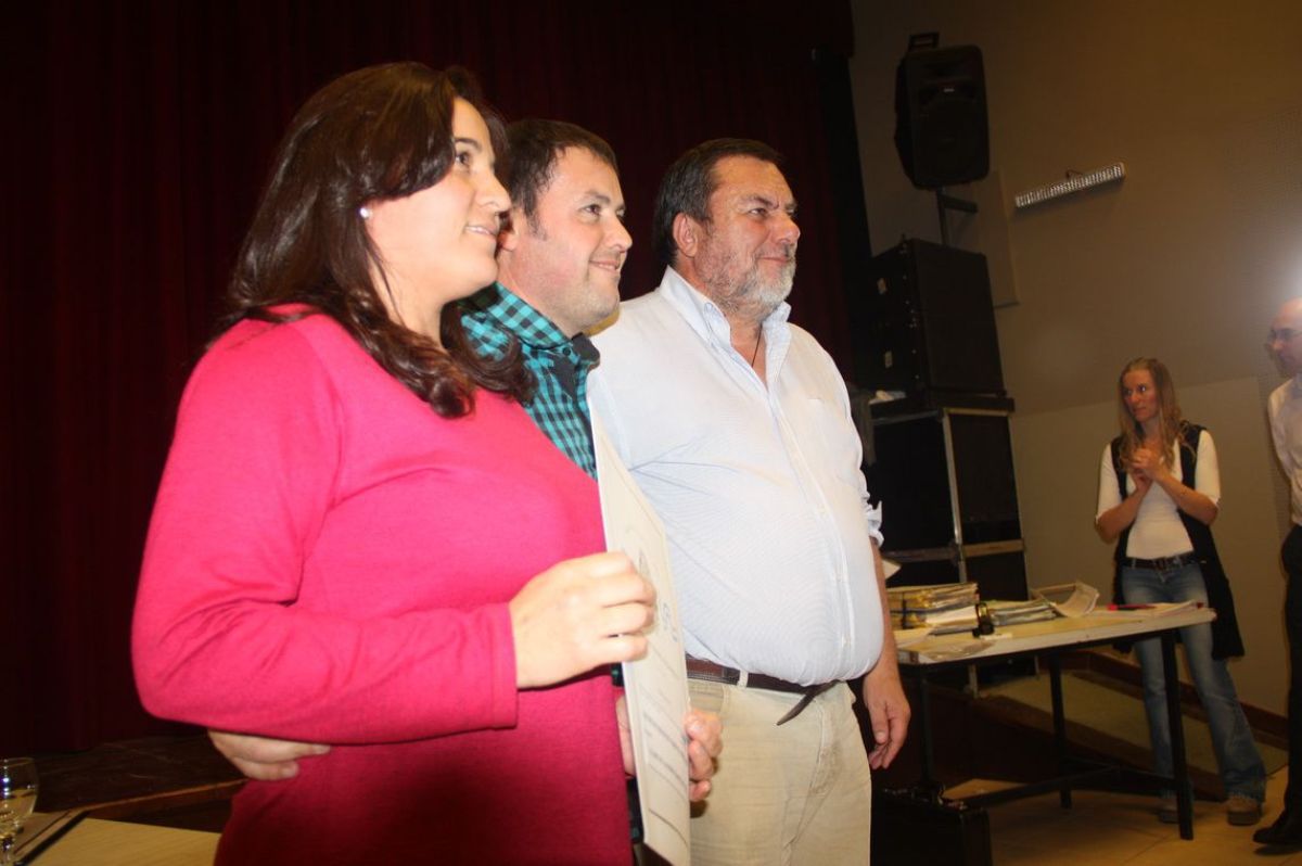 La Provincia entregó escrituras de viviendas a vecinos pringlenses