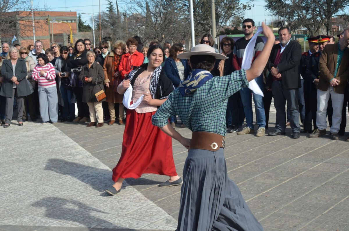 Emotivo Acto en Homenaje al Gral. José de San Martín