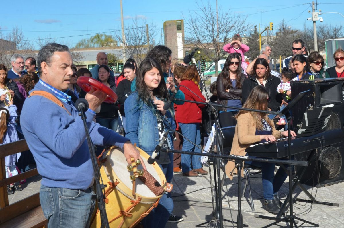 Emotivo Acto en Homenaje al Gral. José de San Martín