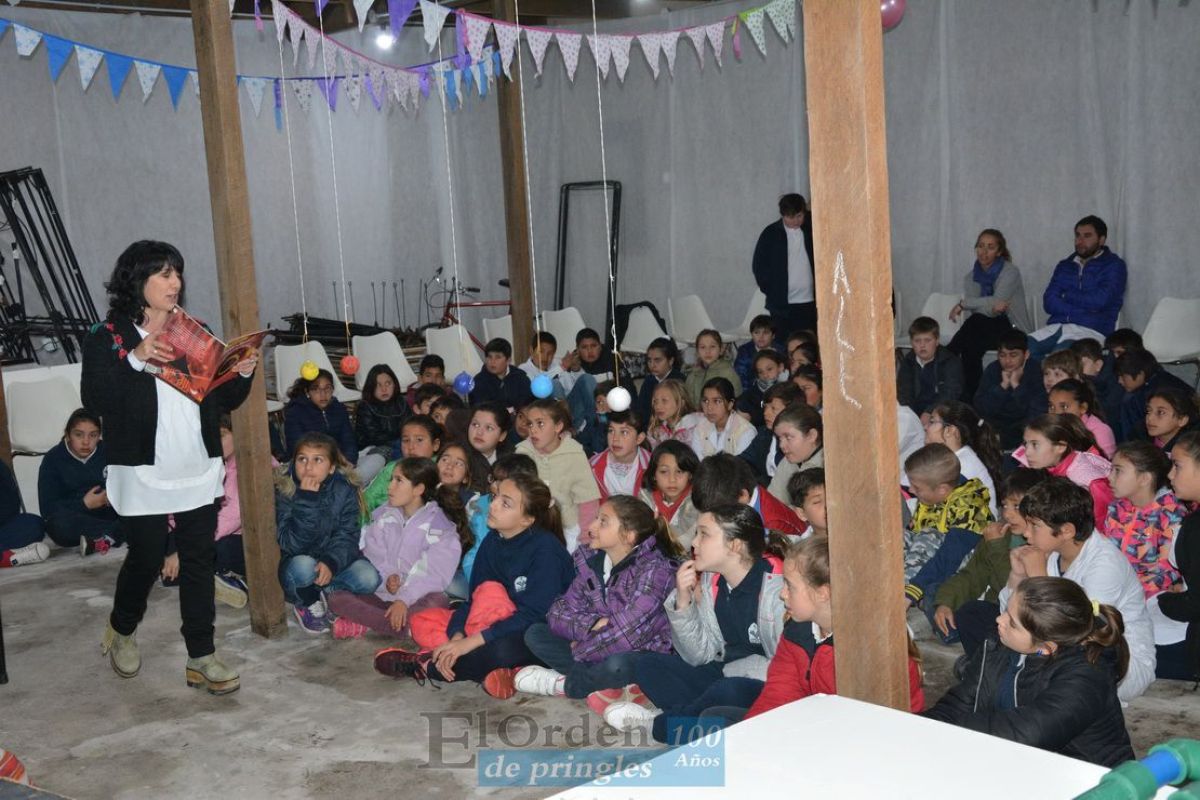Libros, música, taller de circo, en la maratón de Lectura