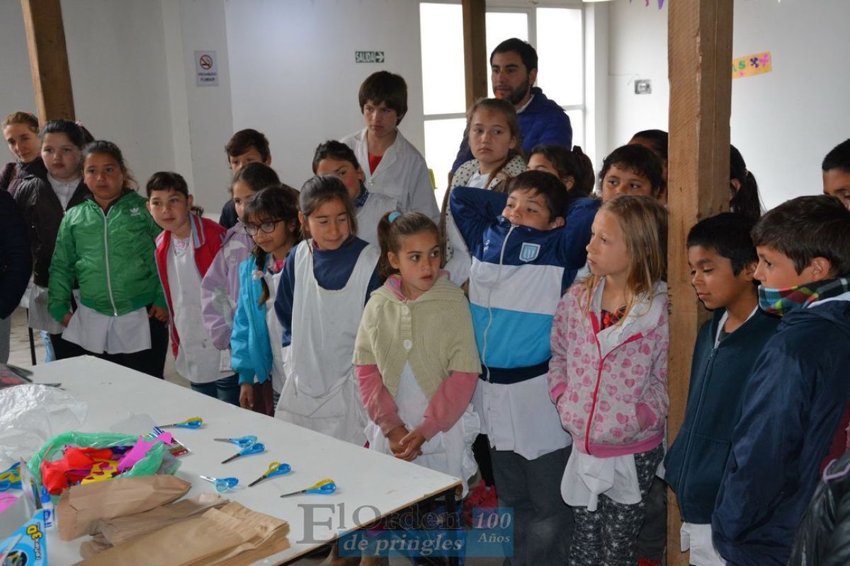 Libros, música, taller de circo, en la maratón de Lectura