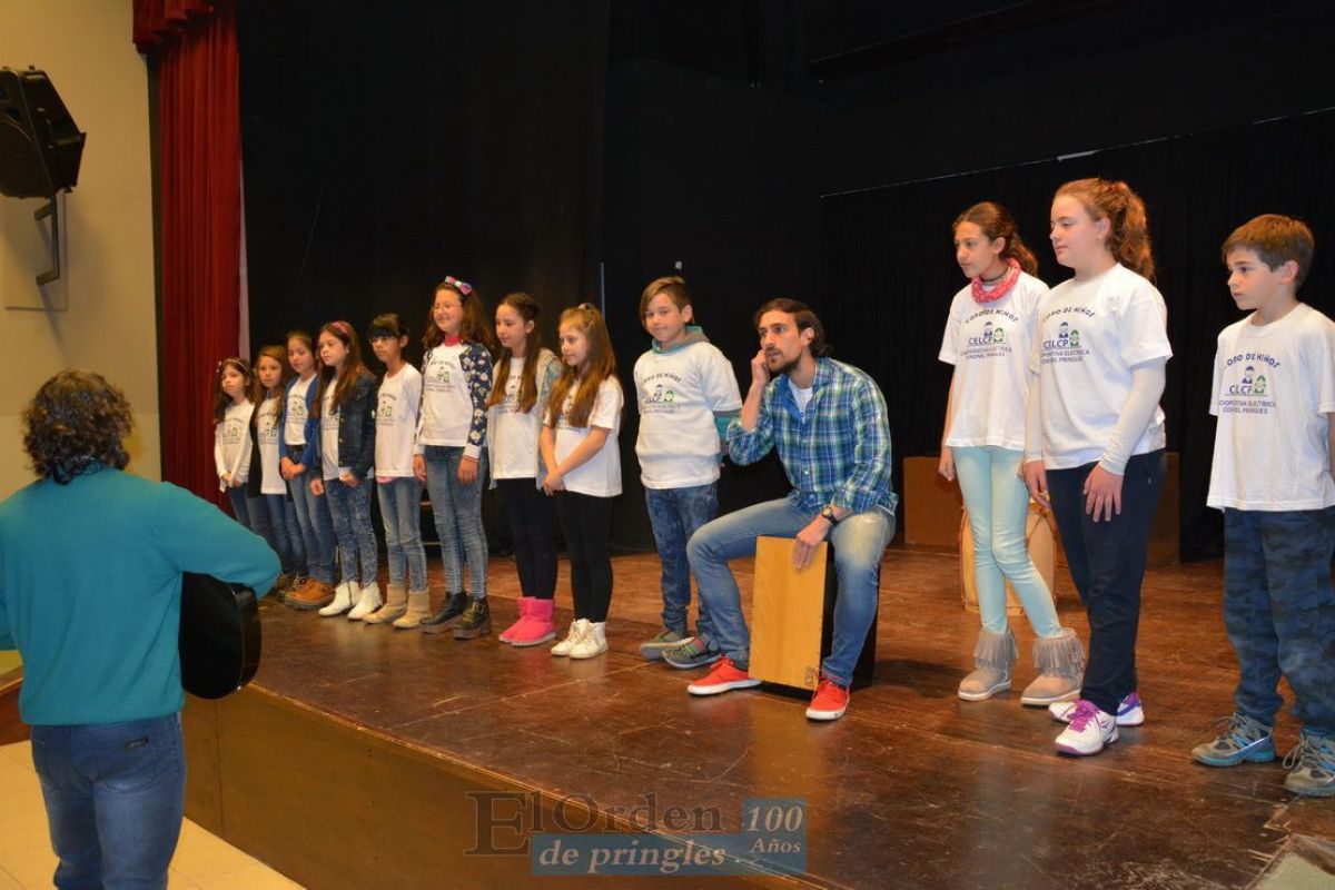 Libros, música, taller de circo, en la maratón de Lectura