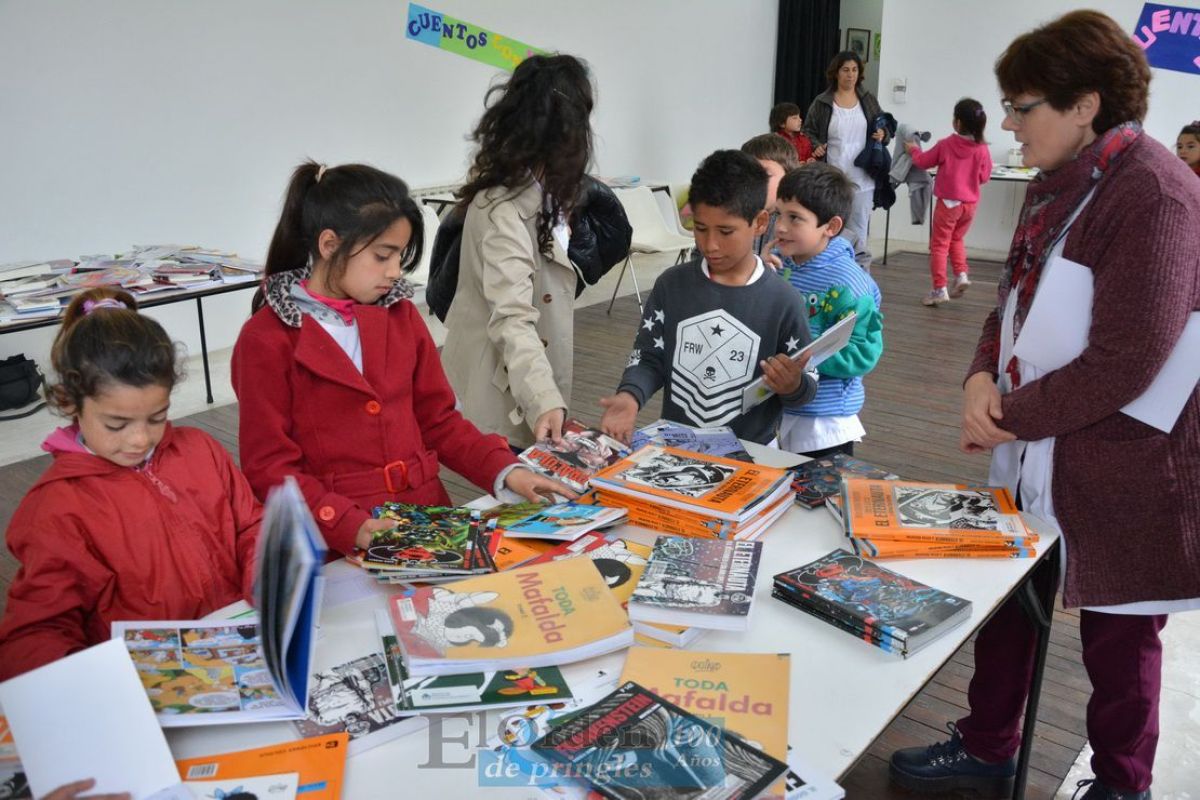 Libros, música, taller de circo, en la maratón de Lectura