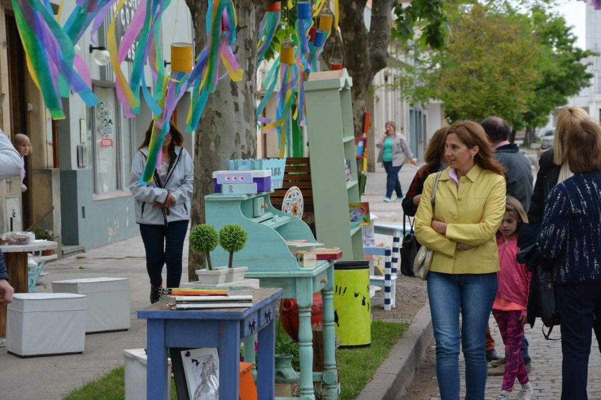 Una hermosa muestra que tiene una cara solidaria