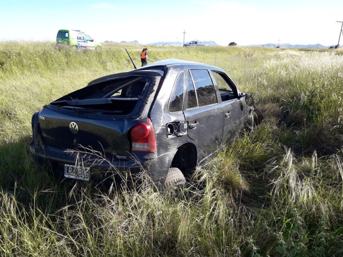 Pringlense con heridas leves en vuelco en el acceso a Tornquist | El ...