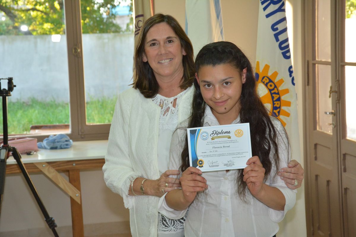 Reconocimiento a los Mejores Compañeros de Primaria
