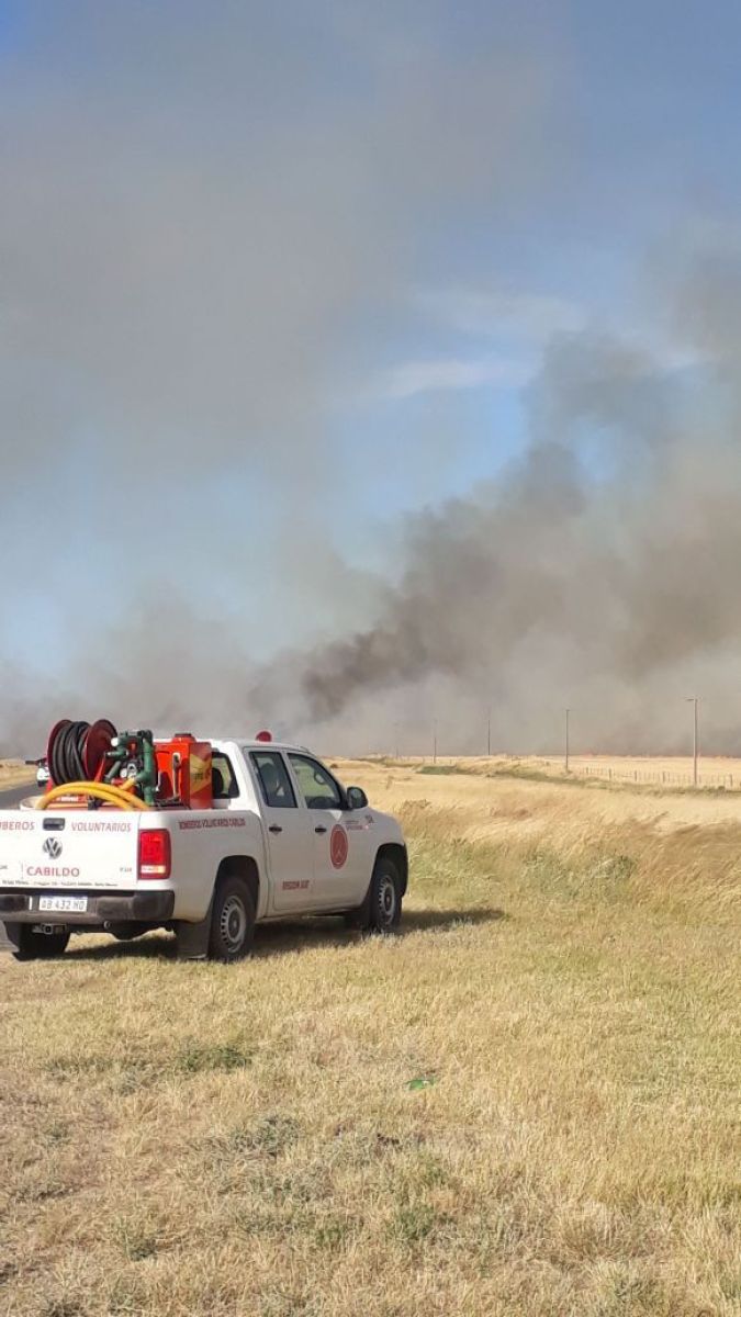 Incendios de pastizales… la pesadilla de los bomberos
