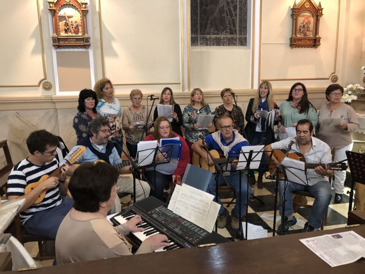 La feligresía vivió con fe  la solemne Vigilia Pascual