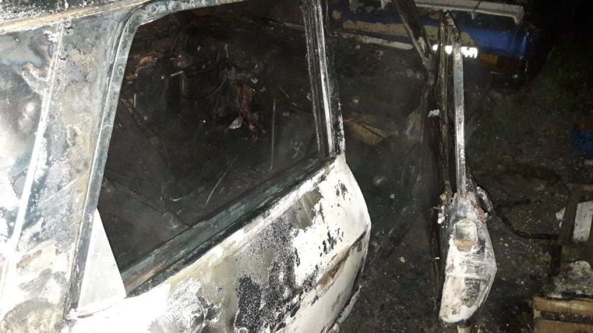 Siguen los incendios de vehículos