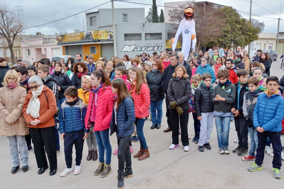 Corpus Christi: Jesús caminó por las calles de Pringles