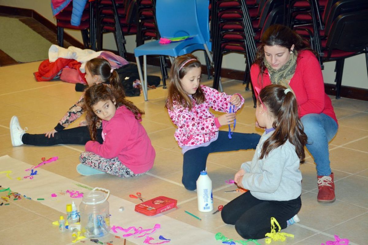 Excelente muestra de talleres de la Escuela de Estética Nº1