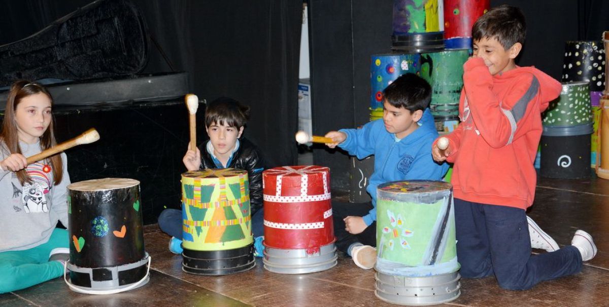 Excelente muestra de talleres de la Escuela de Estética Nº1