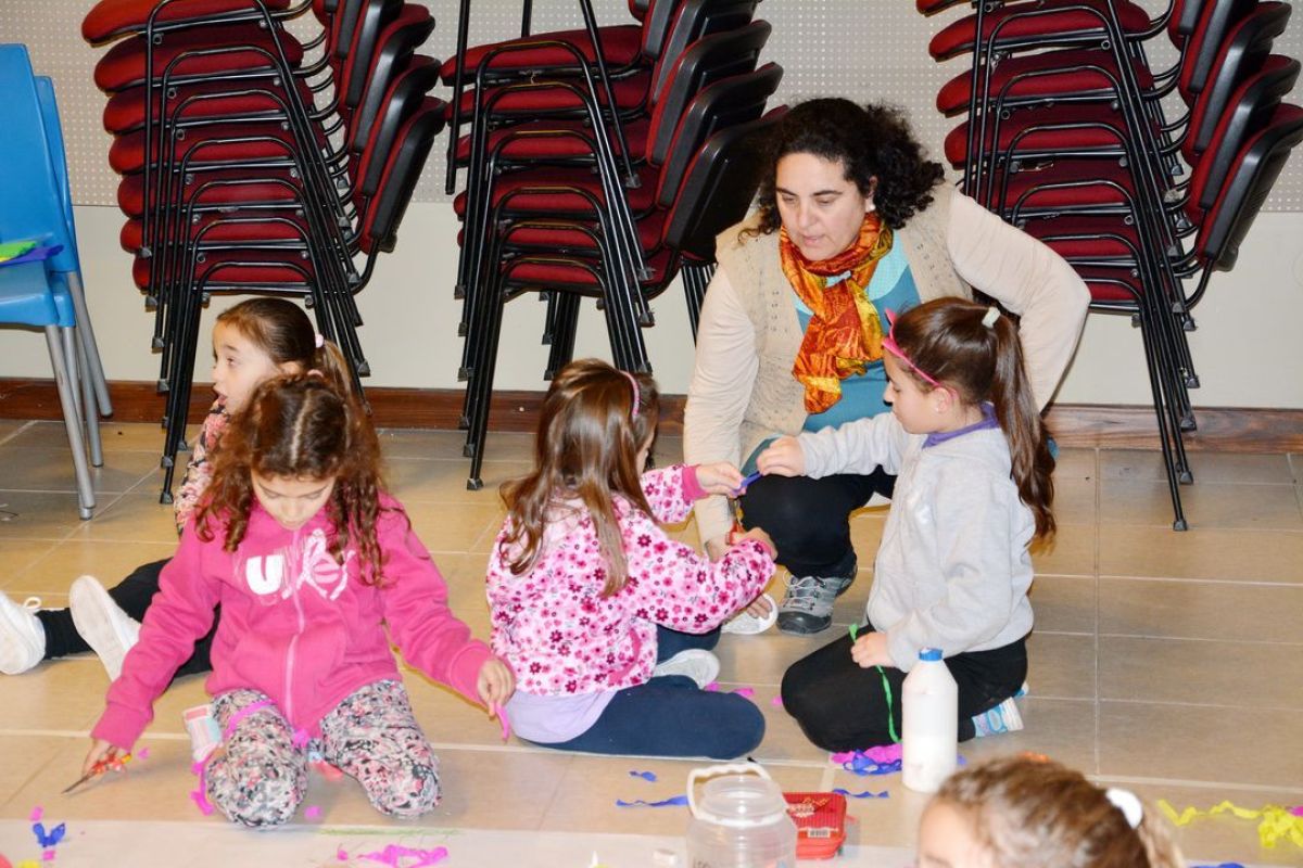 Excelente muestra de talleres de la Escuela de Estética Nº1