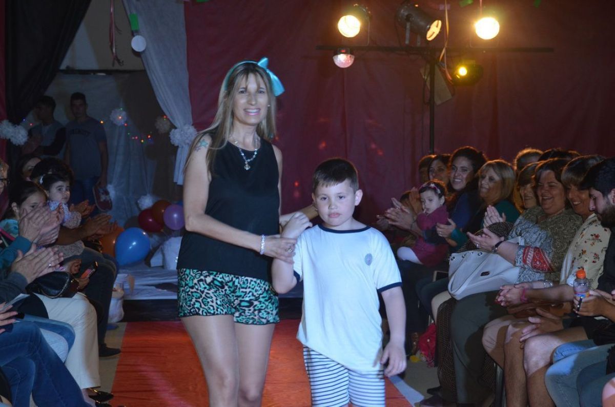 Todo el glamour en el salón de eventos de Independiente