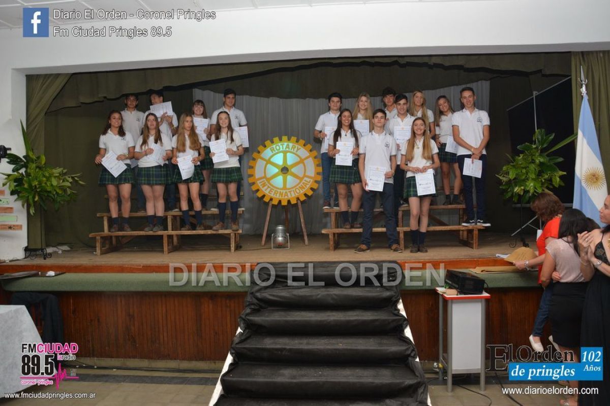 Los egresados, en una gran noche de fiesta y emoción