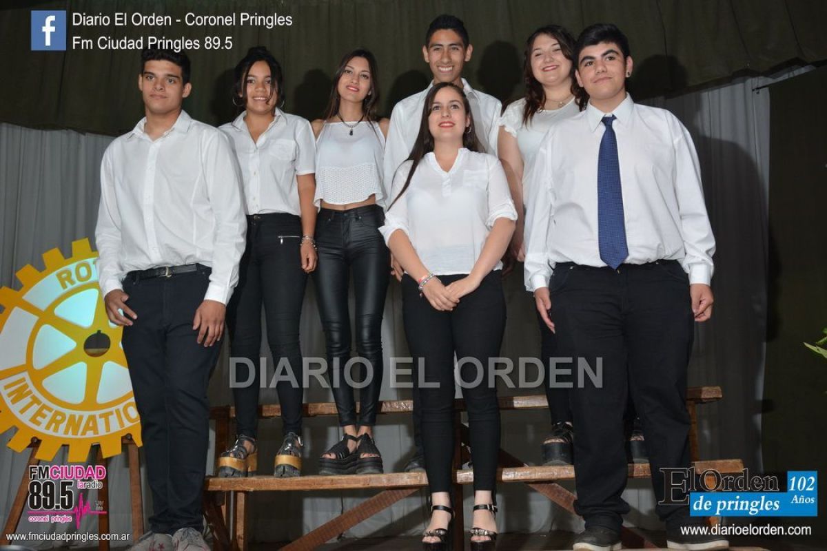 Los egresados, en una gran noche de fiesta y emoción