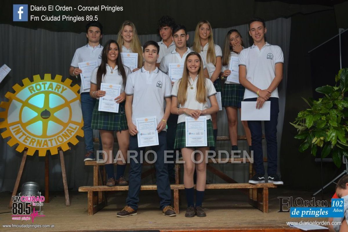Los egresados, en una gran noche de fiesta y emoción