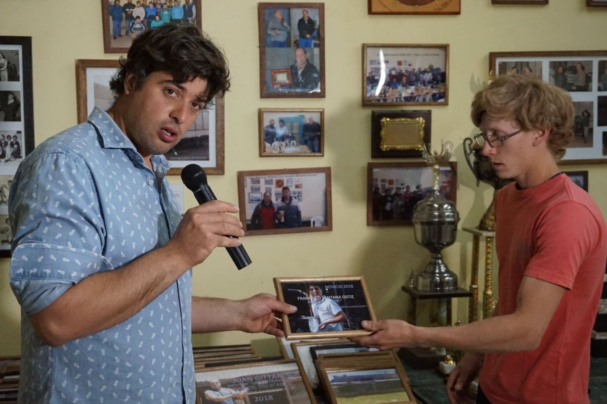 Entrega de premios a los mejores exponentes colombófilos locales