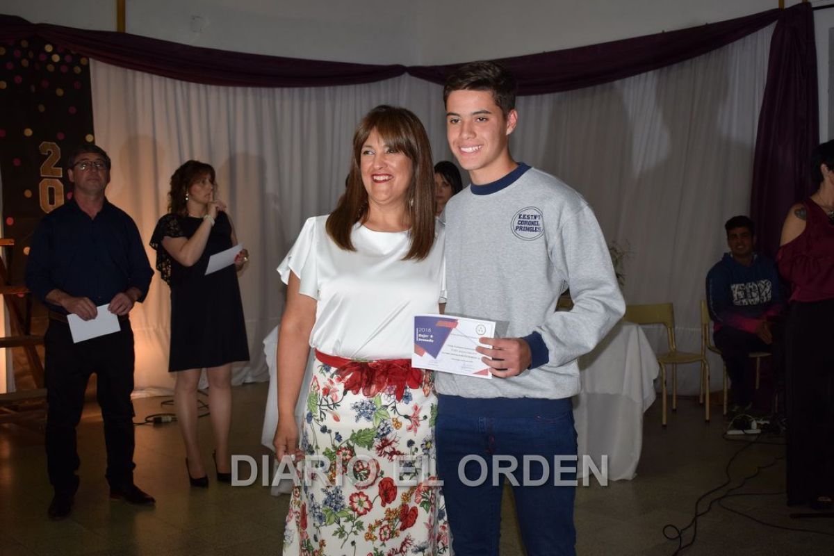 Se despidió con honores a la promoción de egresados 2018