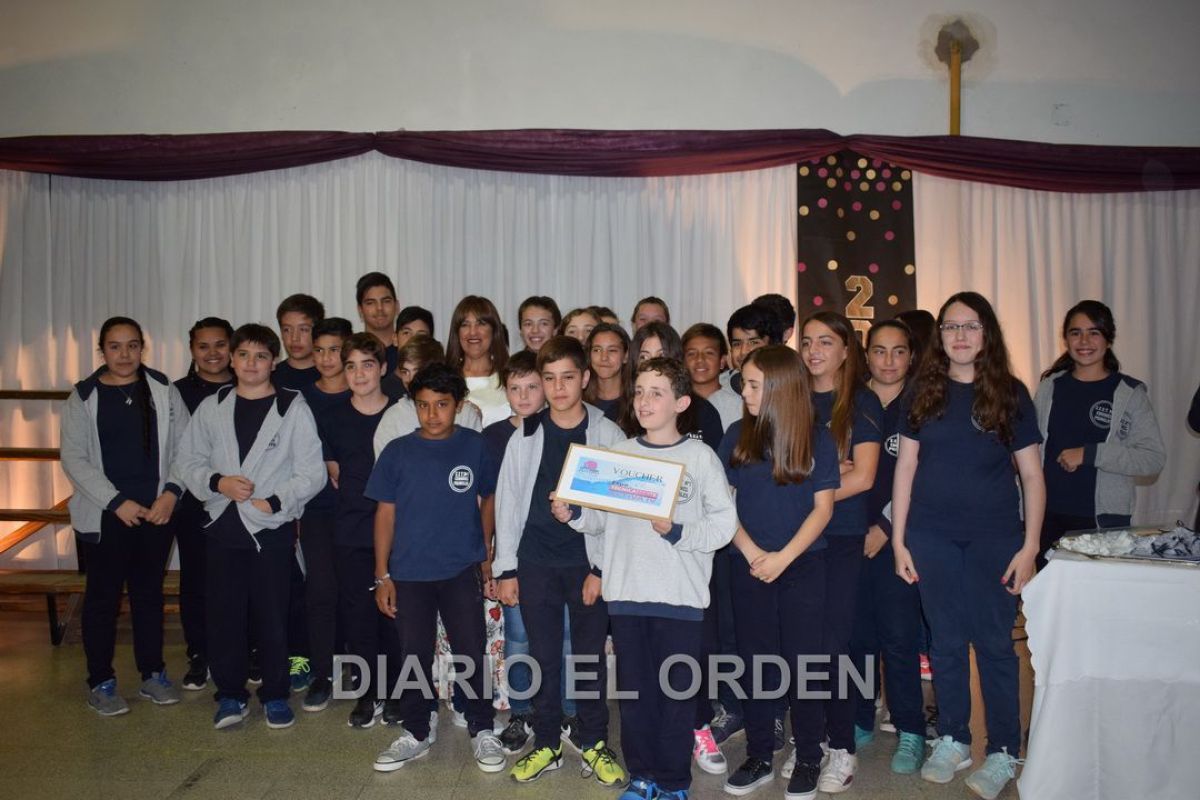 Se despidió con honores a la promoción de egresados 2018