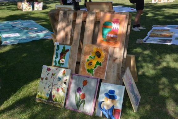 Hermosos trabajos en la muestra callejera