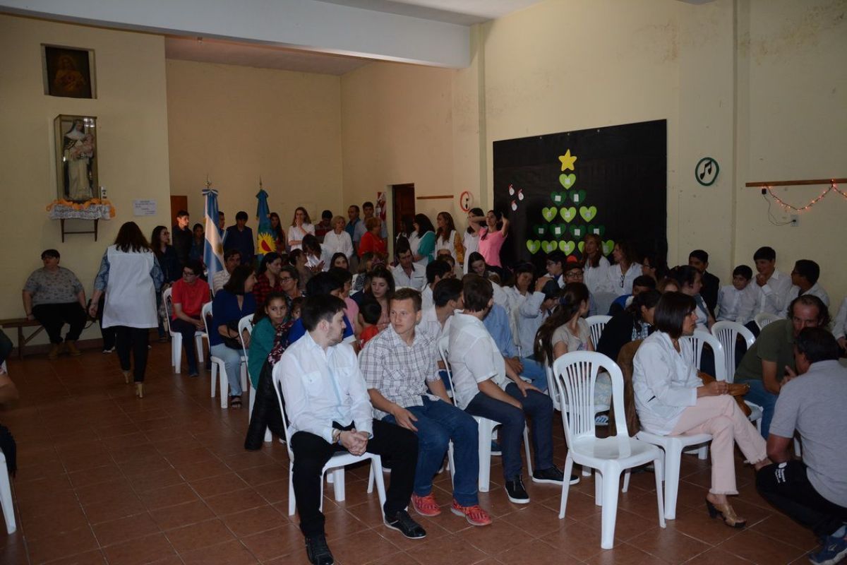 Emotivo acto de fin de curso en la Escuela Especial Nº 501