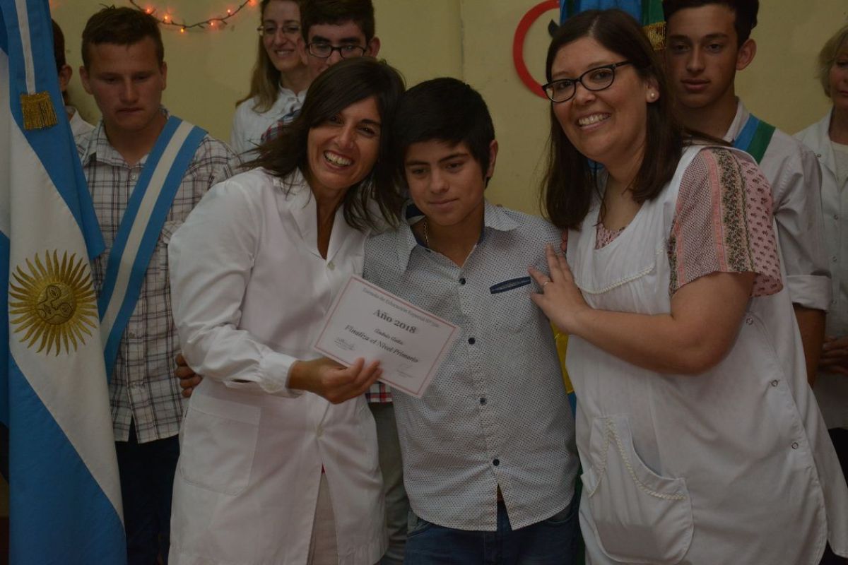 Emotivo acto de fin de curso en la Escuela Especial Nº 501