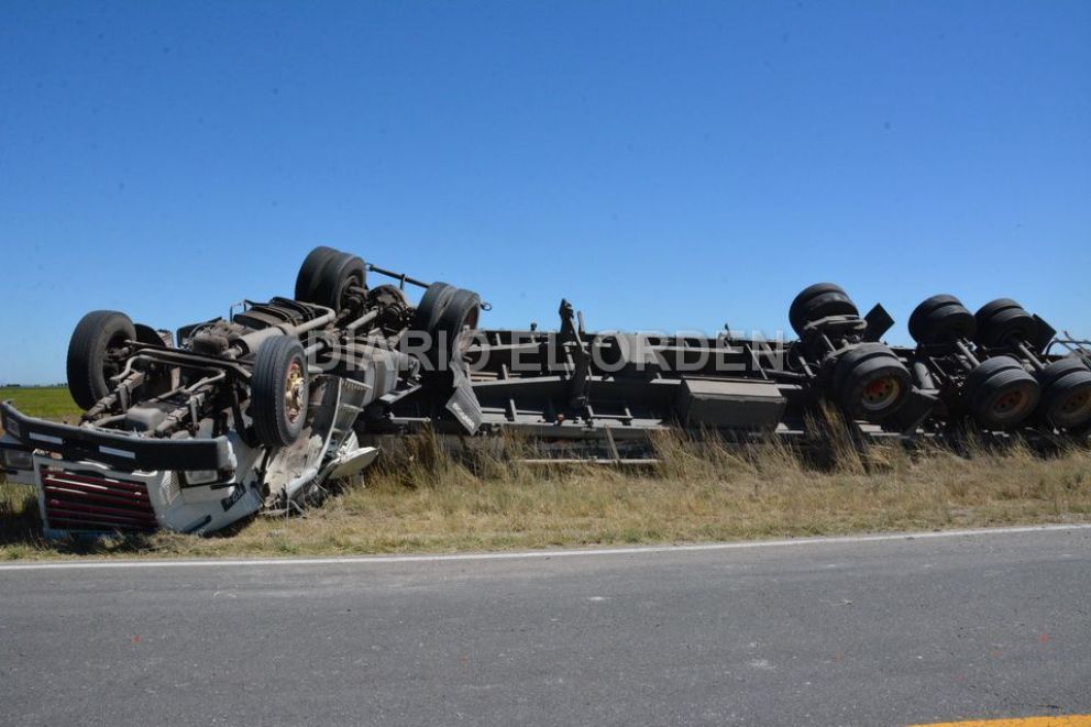 Vuelco de un camión en Ruta 51, cerca del puente Reserva | El Orden de ...