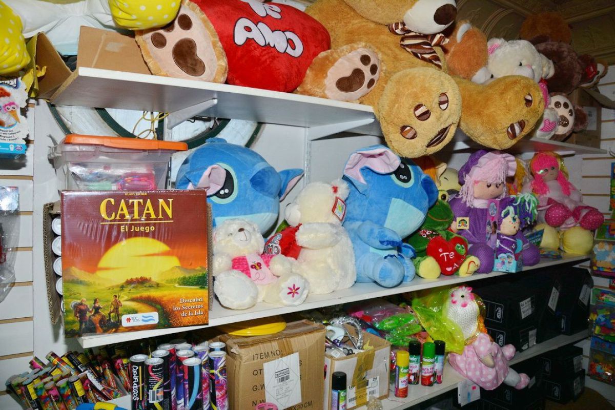 "Pinocho" el regreso de una librería y juguetería… con un súper ahorro