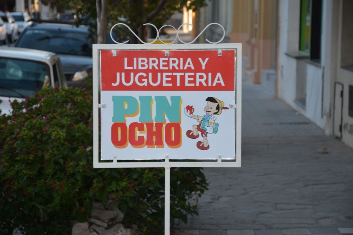 "Pinocho" el regreso de una librería y juguetería… con un súper ahorro