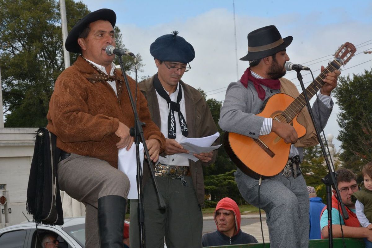 Iara Ferreyra la Reina del Fortín Tradición  y Libertad