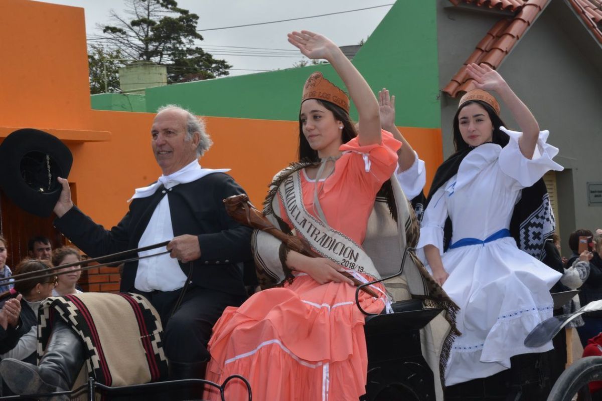 Iara Ferreyra la Reina del Fortín Tradición  y Libertad