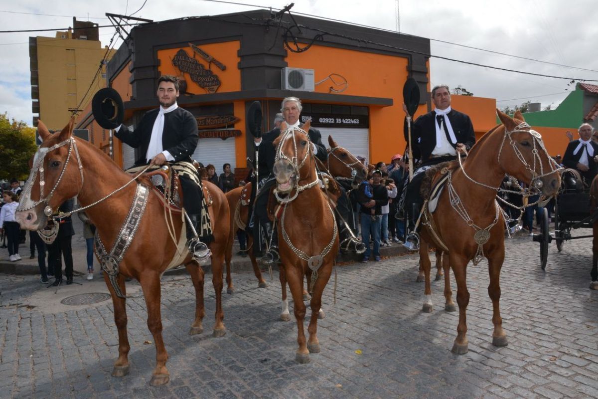 Iara Ferreyra la Reina del Fortín Tradición  y Libertad