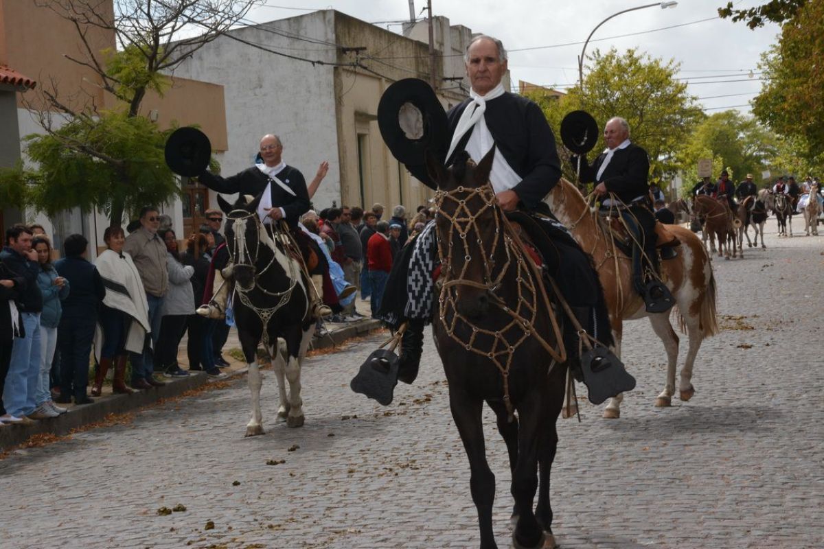 Iara Ferreyra la Reina del Fortín Tradición  y Libertad