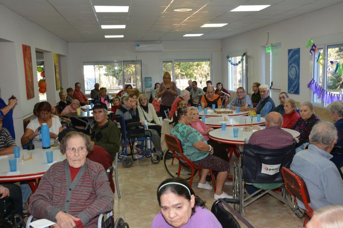 El Remanso festejó los cumpleaños de los abuelos