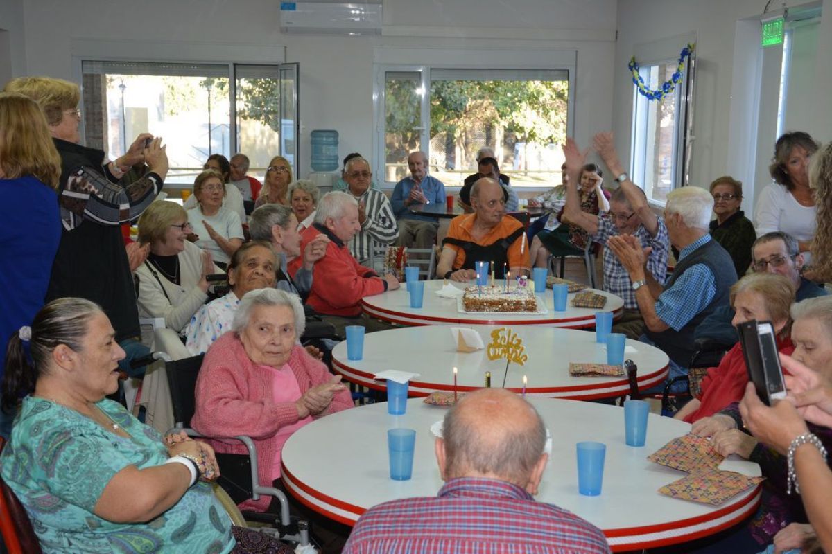 El Remanso festejó los cumpleaños de los abuelos