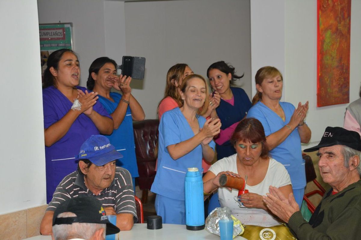 El Remanso festejó los cumpleaños de los abuelos