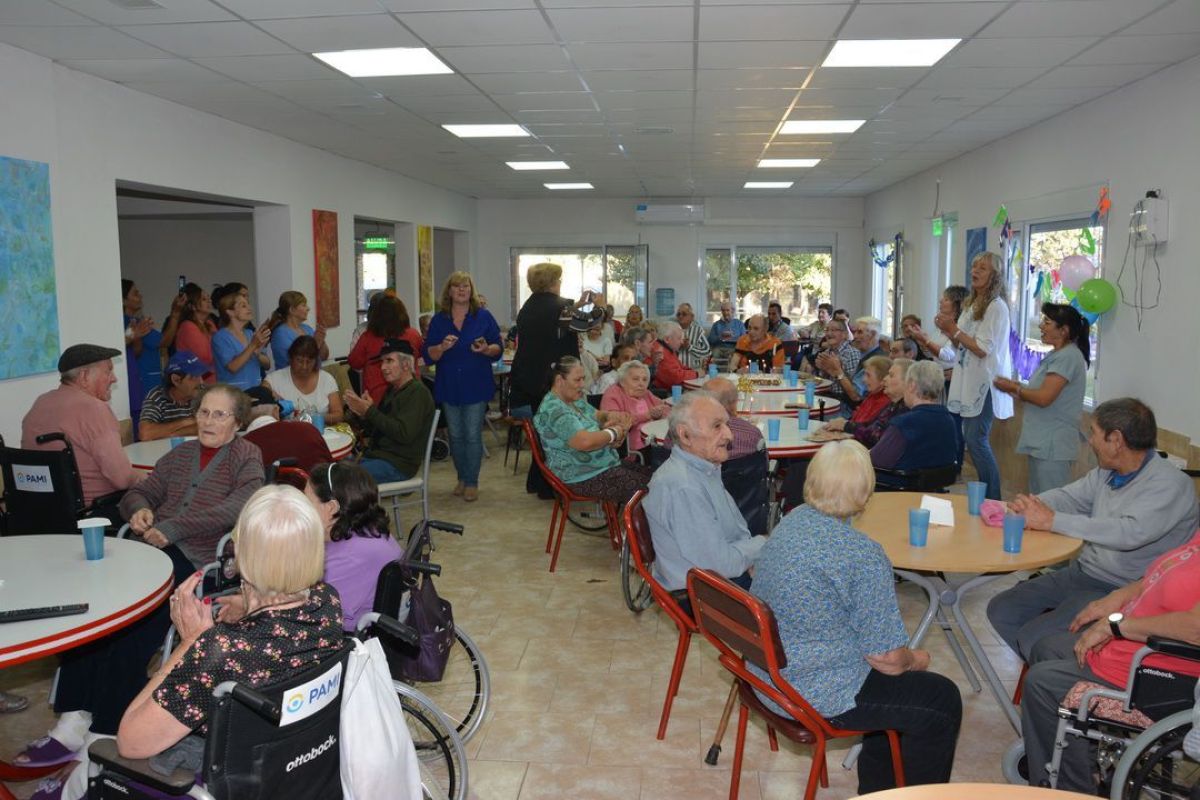 El Remanso festejó los cumpleaños de los abuelos
