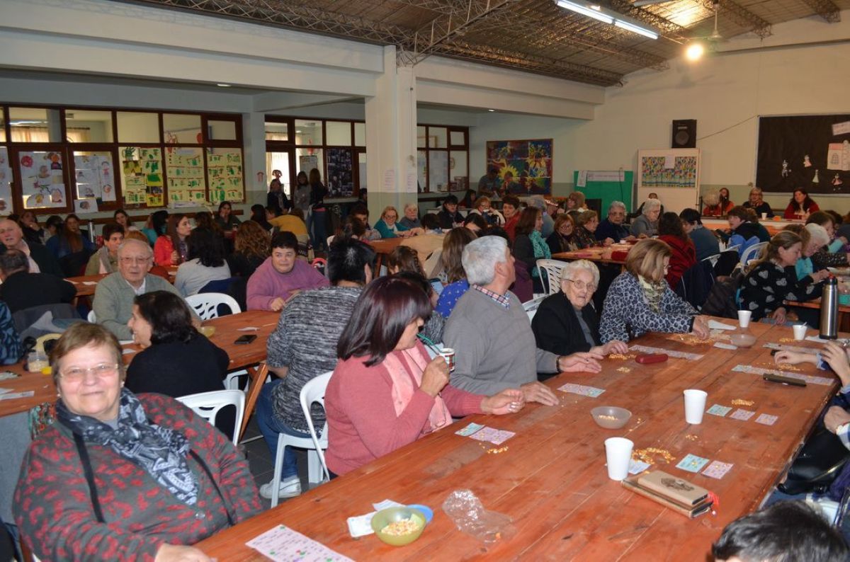 Excelente Tarde en Familia en el Jardín de Infantes N º 901