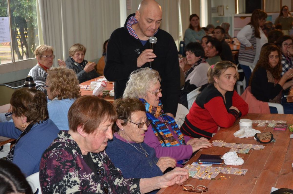 Excelente Tarde en Familia en el Jardín de Infantes N º 901