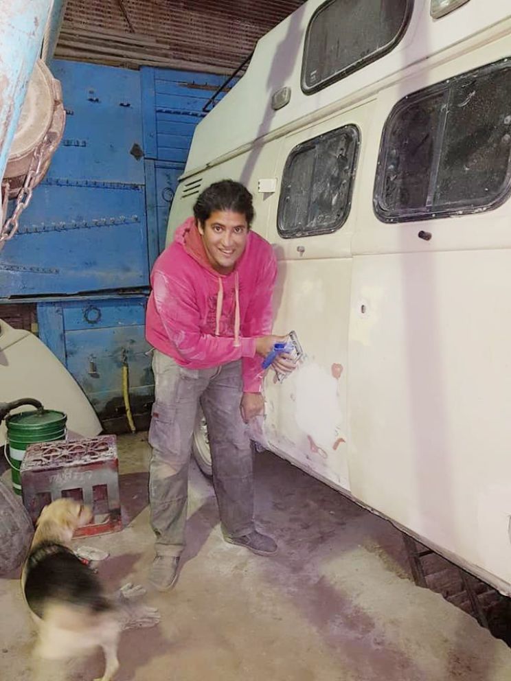 A recorrer América en "Kombi"