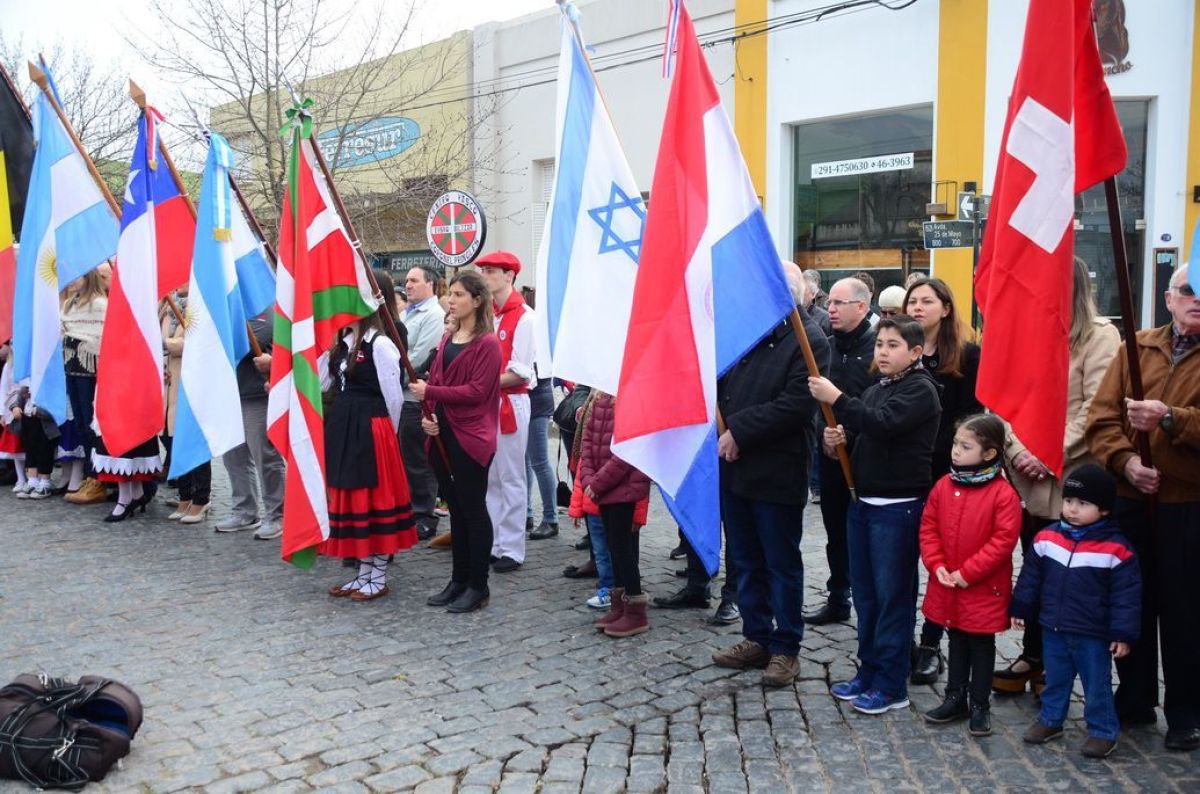 Reconocimiento y emoción en el acto del Día del Inmigrante